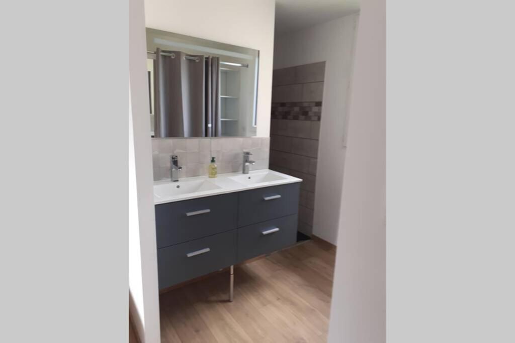 Le 18 Avenue Du Coteau 2/3 Personnes Tout Confort Charmes  Exterior photo